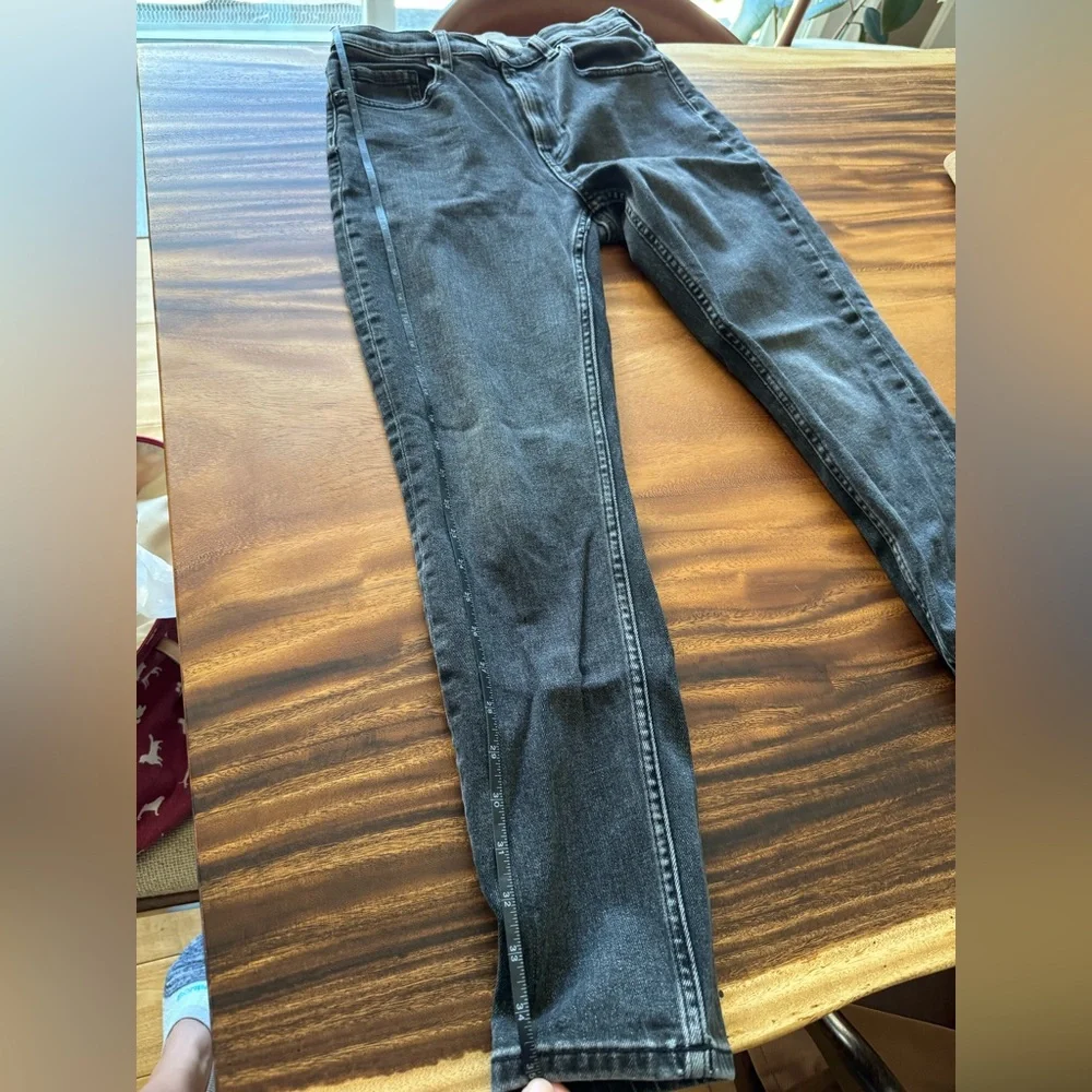 Everlane High Rise skinny jean washed black
